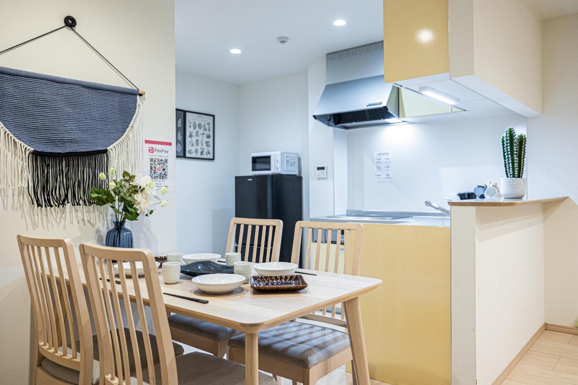 住吉メリー4階建戸建て 最大14人まで! 住吉大社徒歩圏内 梅田奈良関空まで直行 Villa Osaka Bagian luar foto