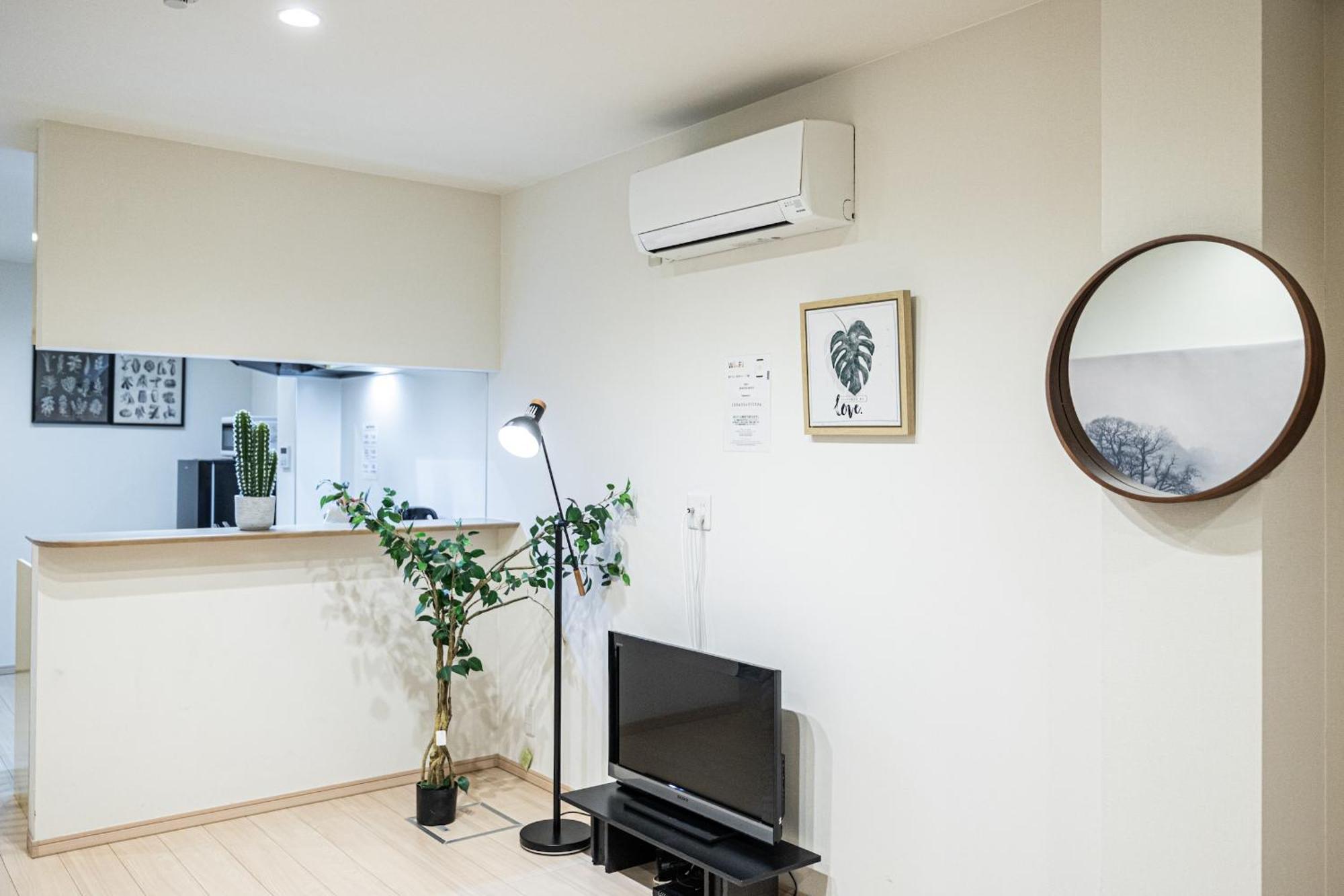 住吉メリー4階建戸建て 最大14人まで! 住吉大社徒歩圏内 梅田奈良関空まで直行 Villa Osaka Bagian luar foto