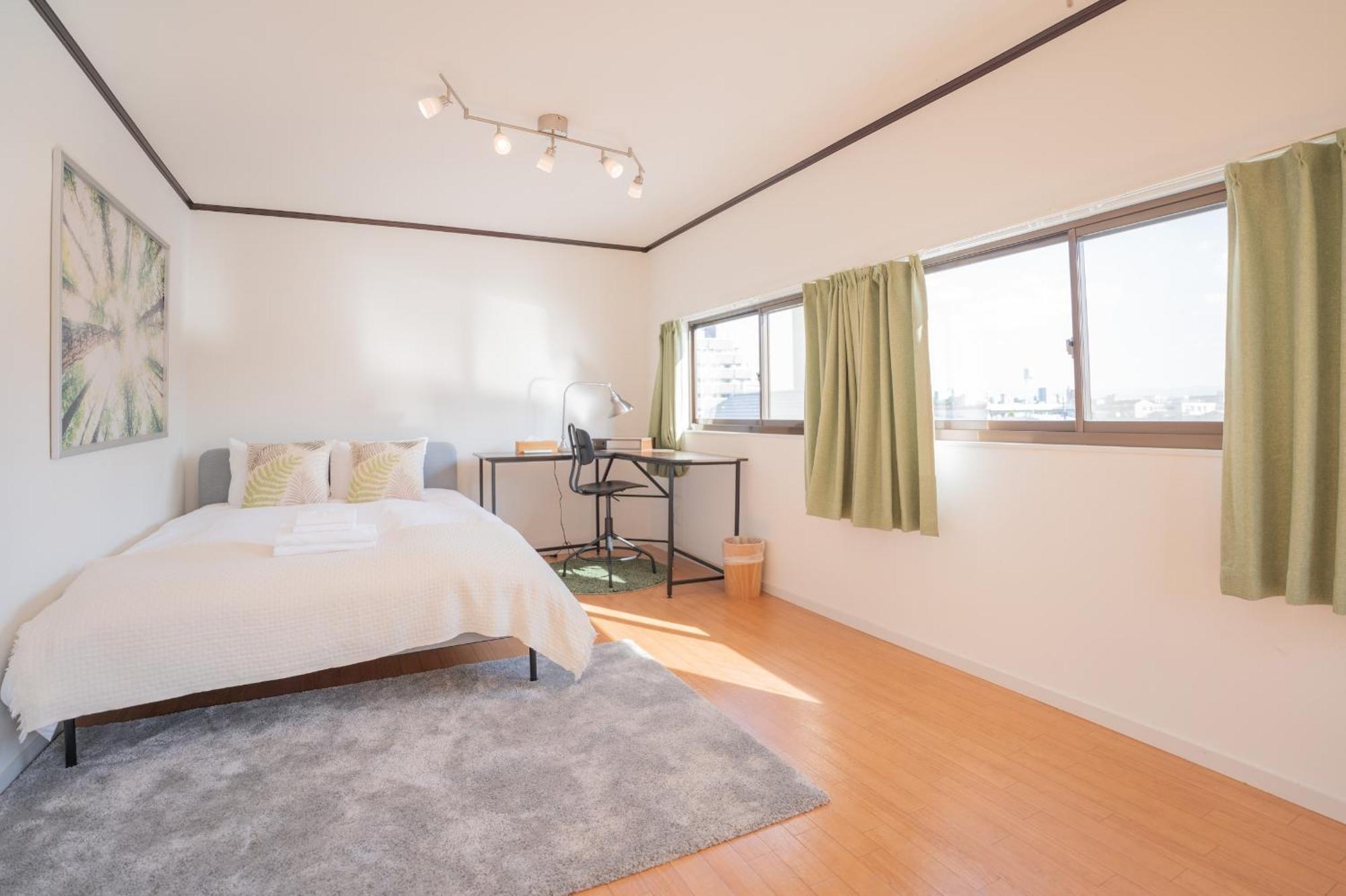 住吉メリー4階建戸建て 最大14人まで! 住吉大社徒歩圏内 梅田奈良関空まで直行 Villa Osaka Bagian luar foto